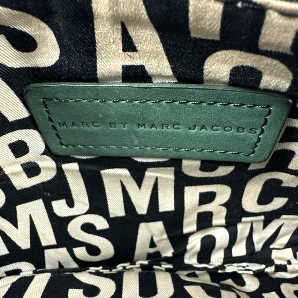 Marc By Marc Jacobs Wristlet Green Leather Zip Top